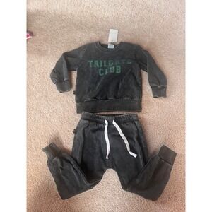 Olive + Scout Kids Tailgate Club Mineral Wash Sweatshirt and Jogger Set 4T NWT